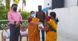 மளிகை பொருட்கள் மற்றும் கபசுரக் போடி வழங்கப்பட்டது.