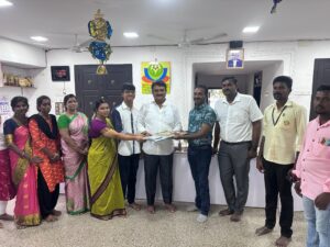 காலண்டர்,டைரி,பேனா வழங்கப்பட்டது.