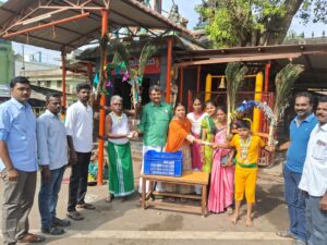 1000கும் மேற்பட்ட முருக பக்தர்களுக்கு குளிர்ந்த மோர் பாக்கெட் வழங்கப்பட்டது.